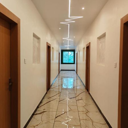 Rk Hotel & Restaurant Dewas Extérieur photo